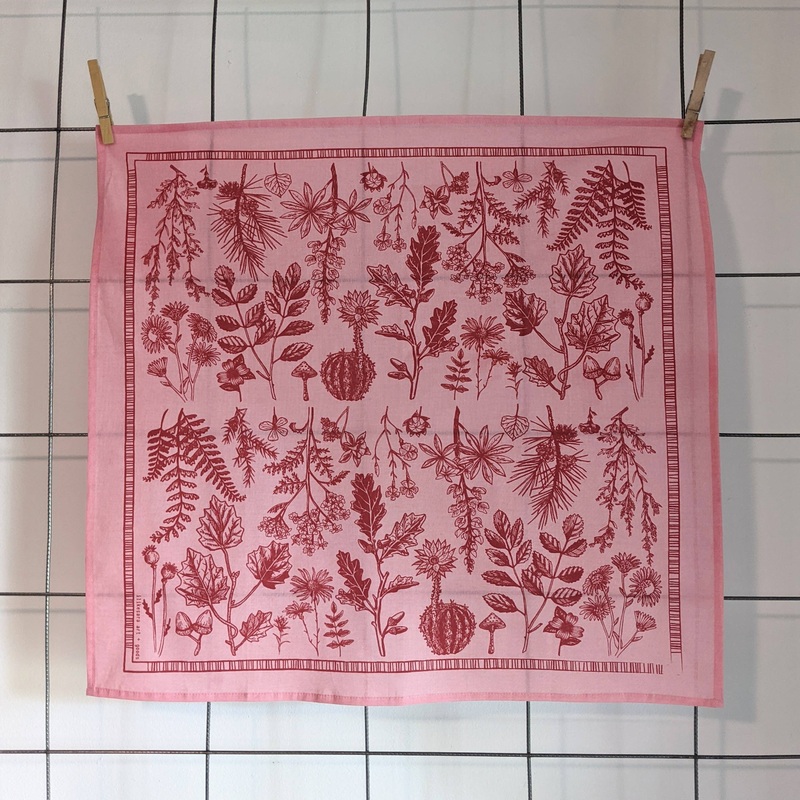 ilikesara | art + goods - Bandana | leaf & petal - light pink